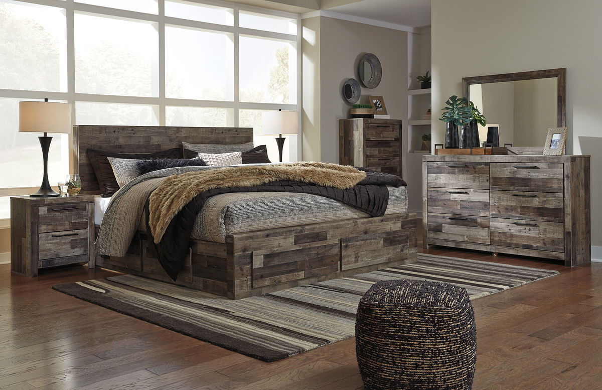 Derekson Panel Bedroom Set