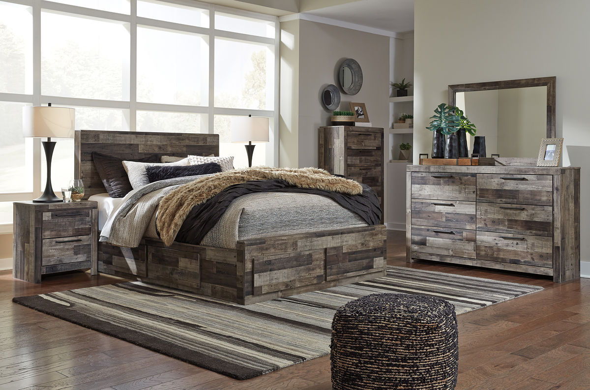 Derekson Panel Bedroom Set