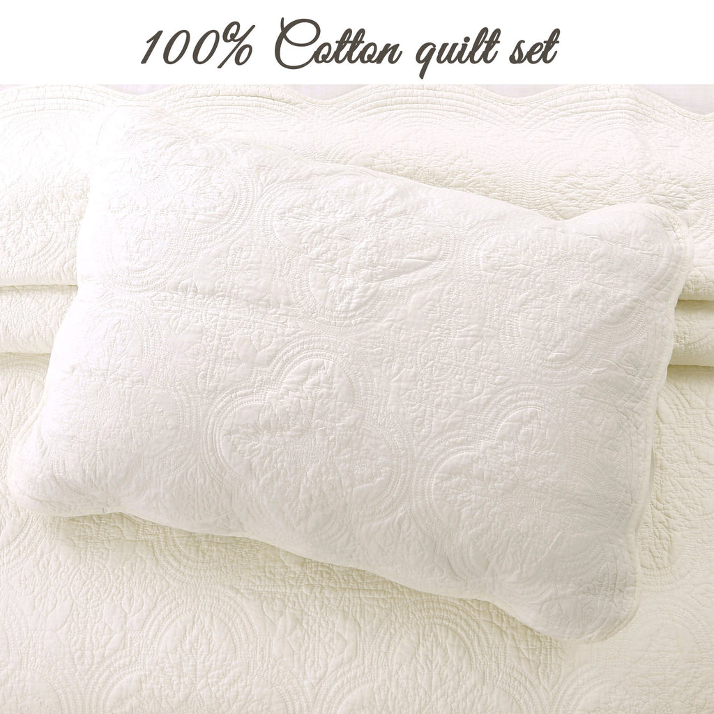 Serenity Ivory Reversible Cotton Quilt Set