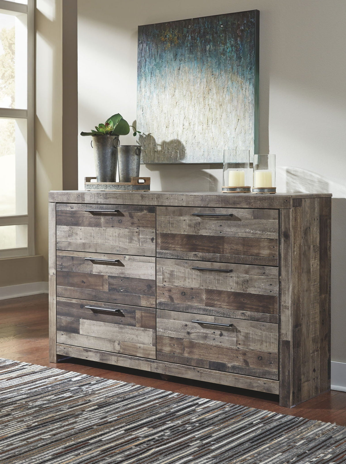 Derekson Panel Bedroom Set
