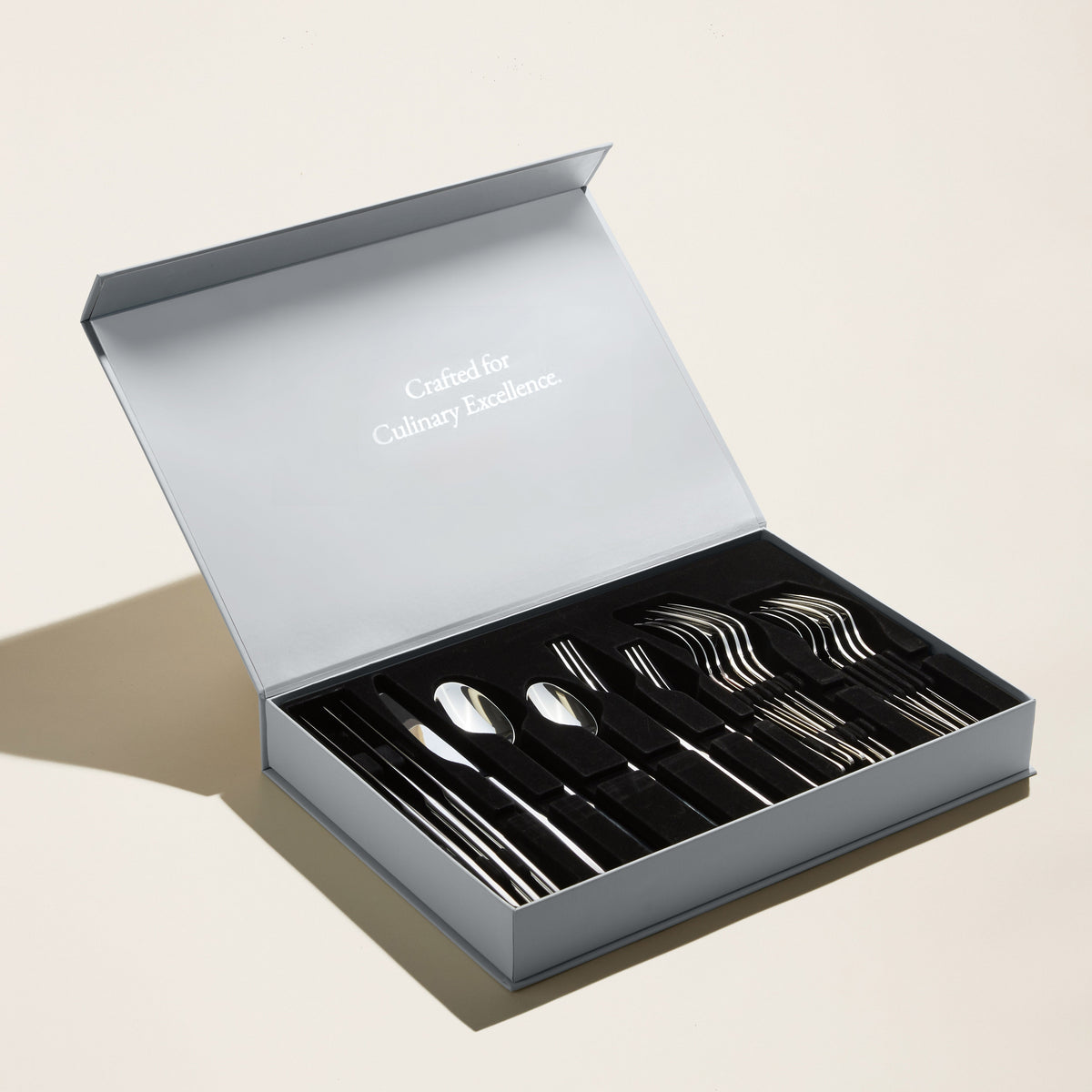 Italic Emilia Mirror 20-Piece Flatware Set
