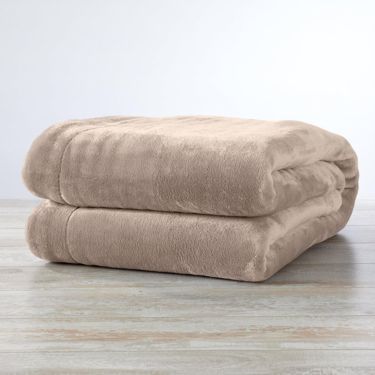 Kinsley Velvet Sherpa Blanket