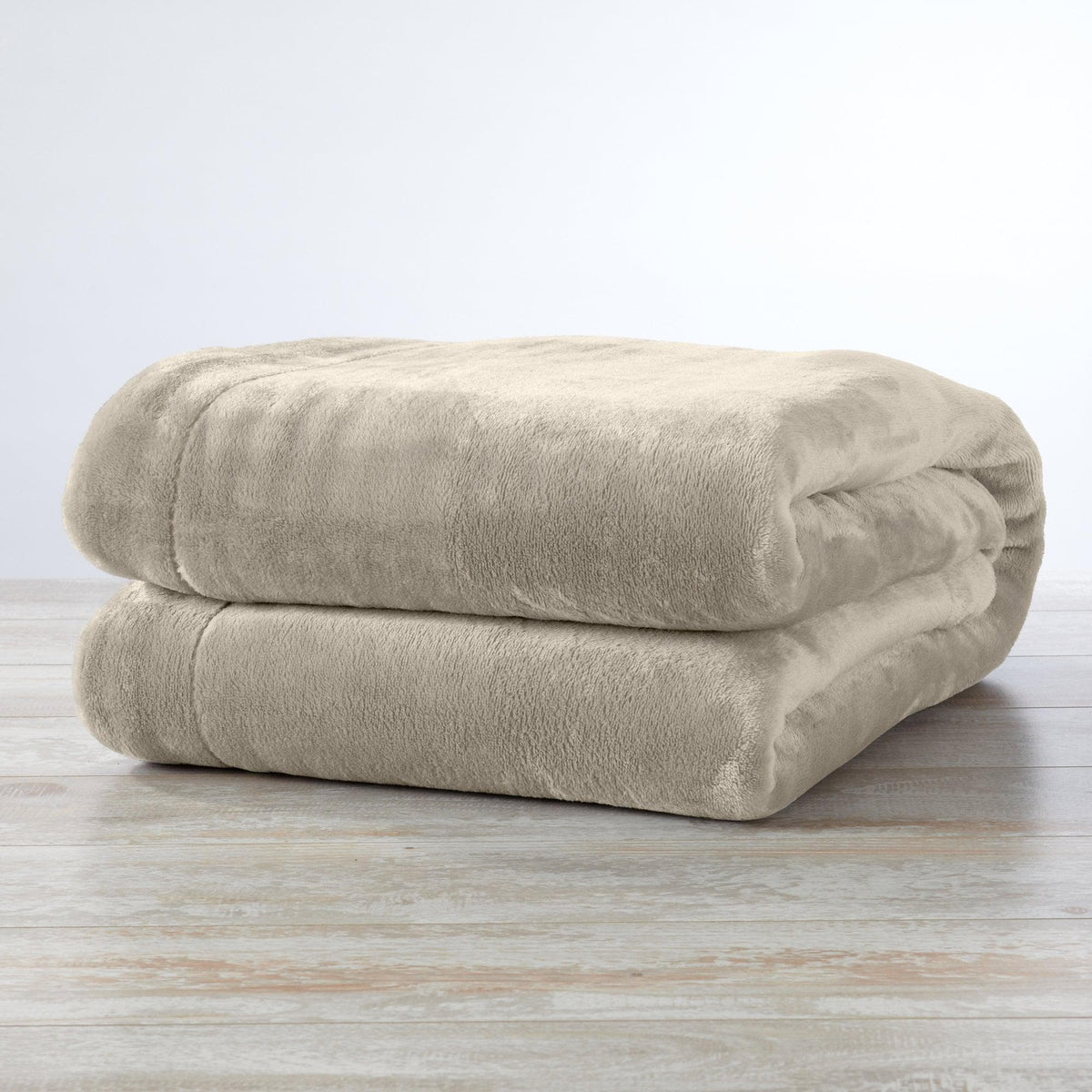 Kinsley Velvet Sherpa Blanket