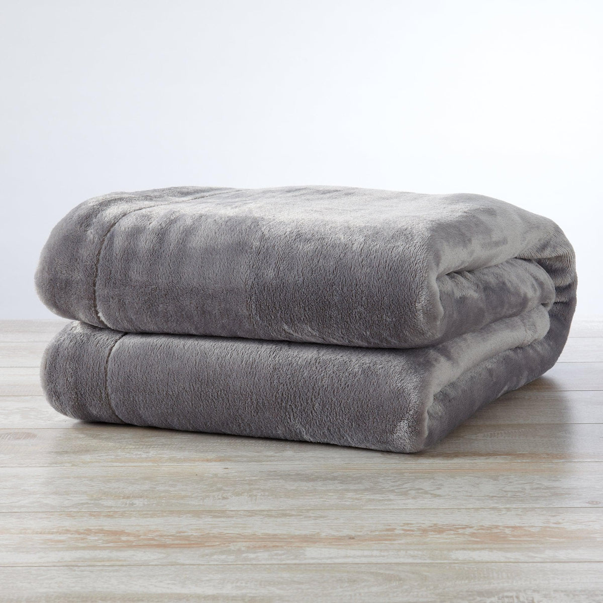 Kinsley Velvet Sherpa Blanket
