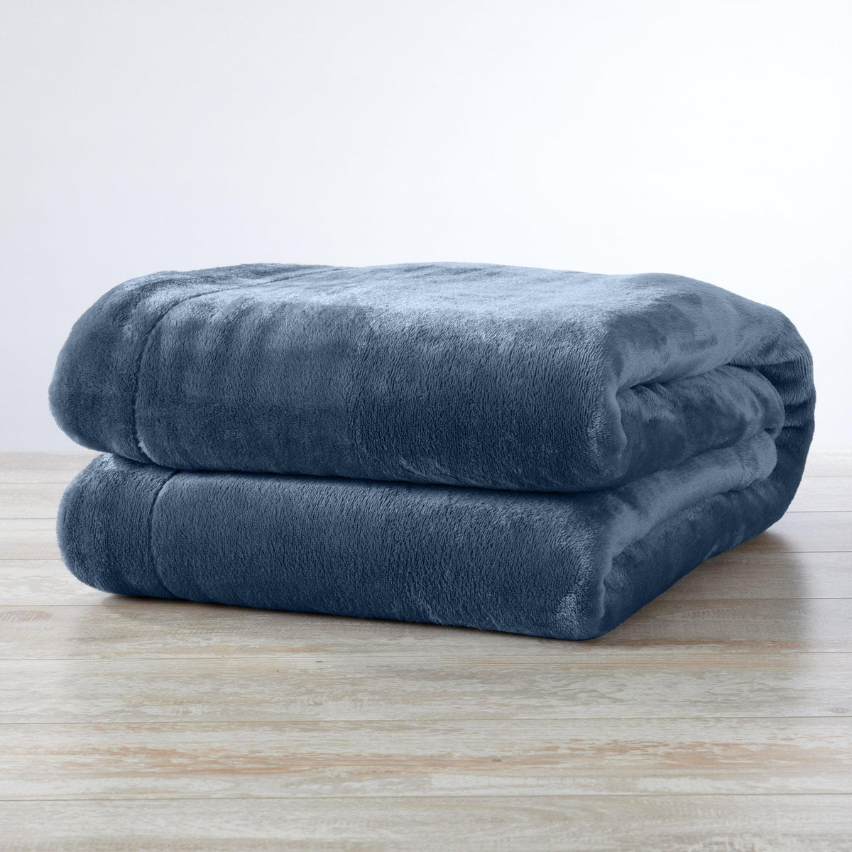 Kinsley Velvet Sherpa Blanket