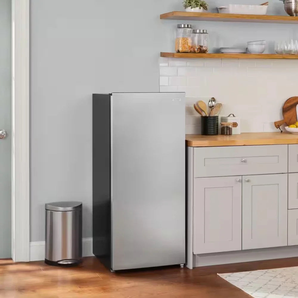 Vissani 7.1 Cu. Ft. Garage-Ready Upright Freezer